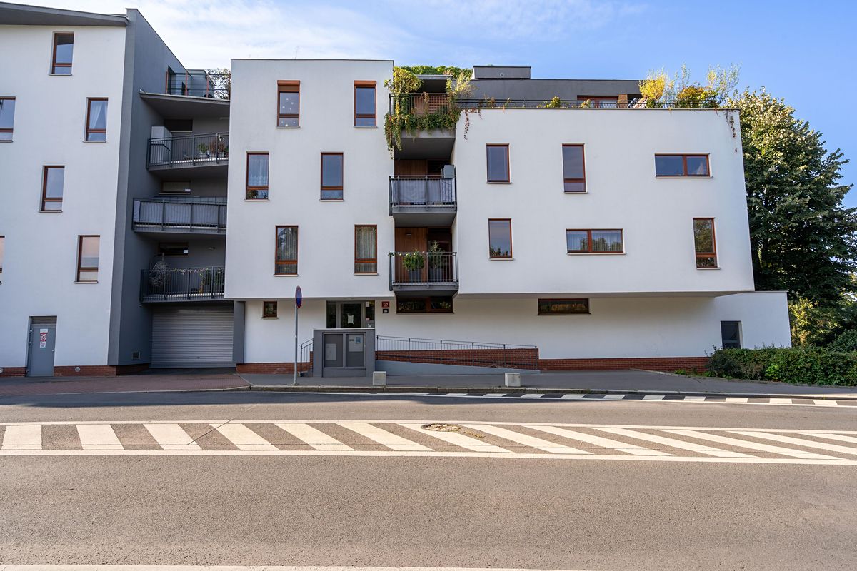 Prodej bytu 2+kk 56 m², Praha – fotka 1 z 3