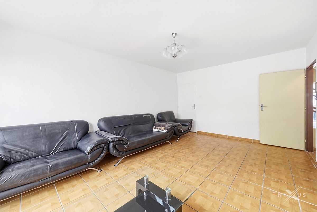 Prodej rodinného domu 245 m², pozemek 159 m² – fotografie 5