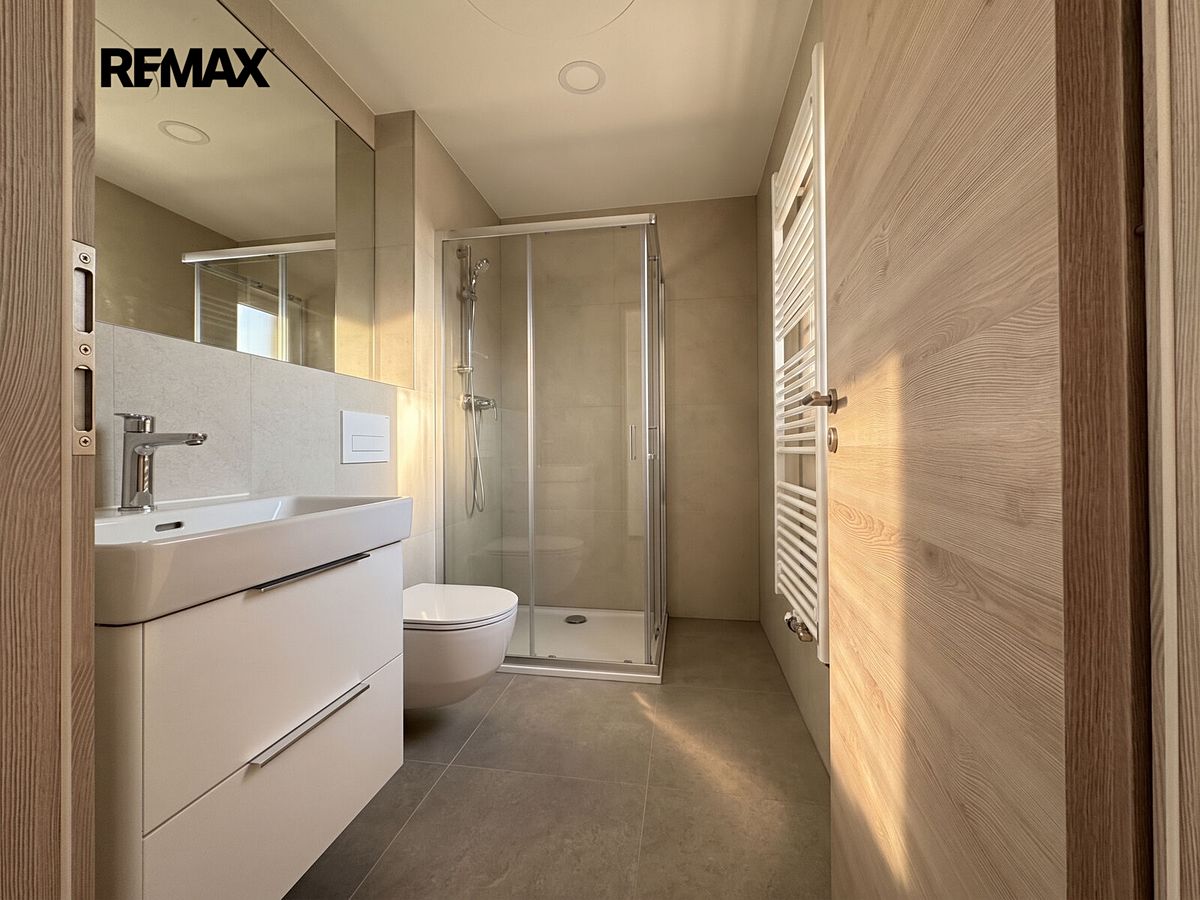 Pronájem bytu 2+kk 45 m² – fotografie 2