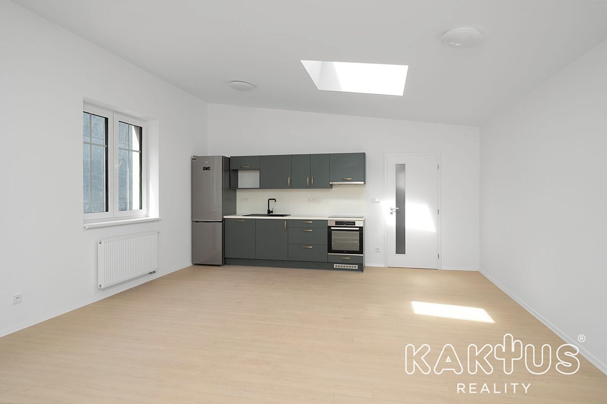 Pronájem bytu 2+kk 72 m²