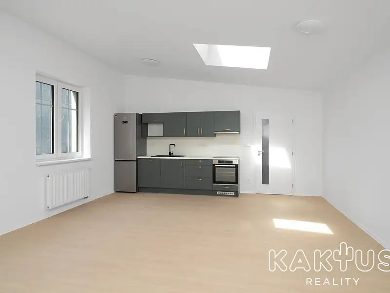 Pronájem bytu 2+kk 72 m², Ostrava – náhled fotky 1