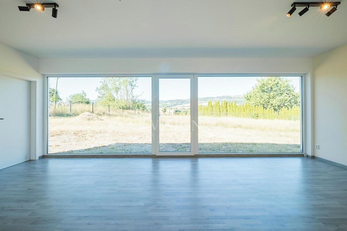 Prodej rodinného domu 70 m², pozemek 1222 m² – fotografie 4