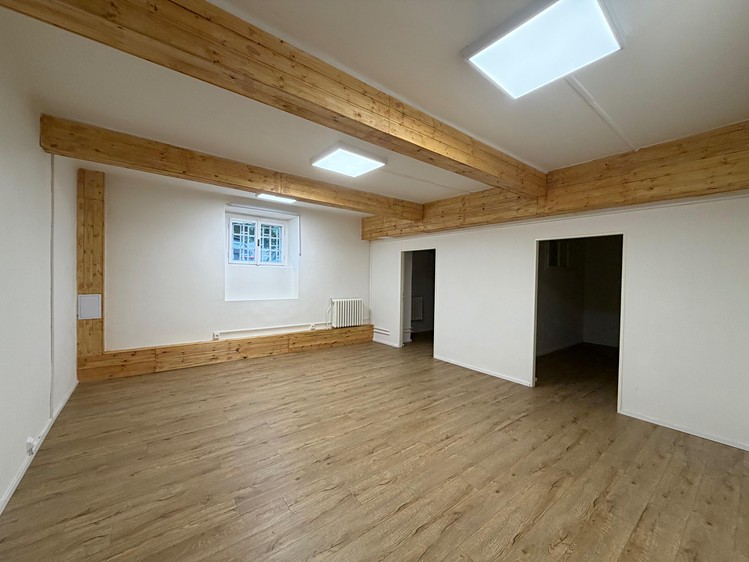 Комерційне приміщення в оренду, 60 м² (1 з 11)