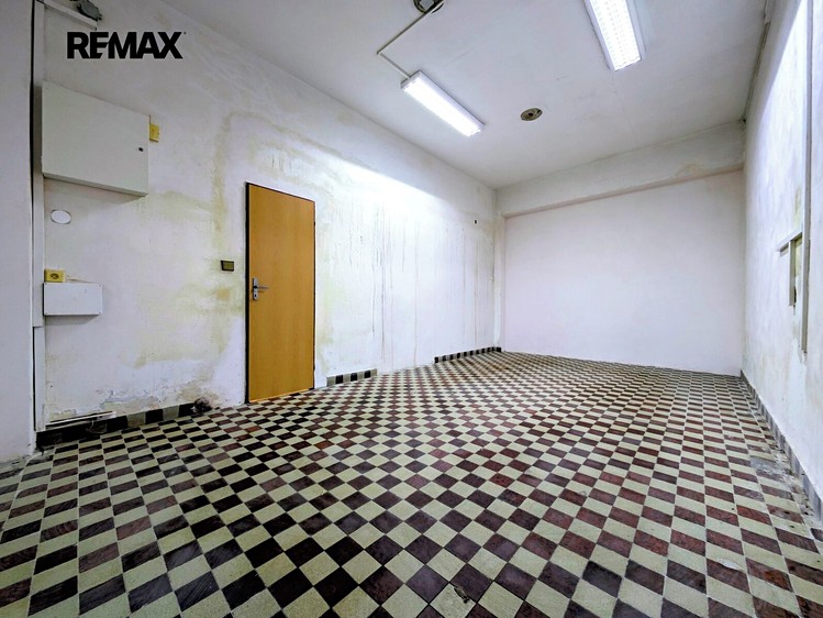 Комерційне приміщення в оренду, 138 м² (10 з 13)