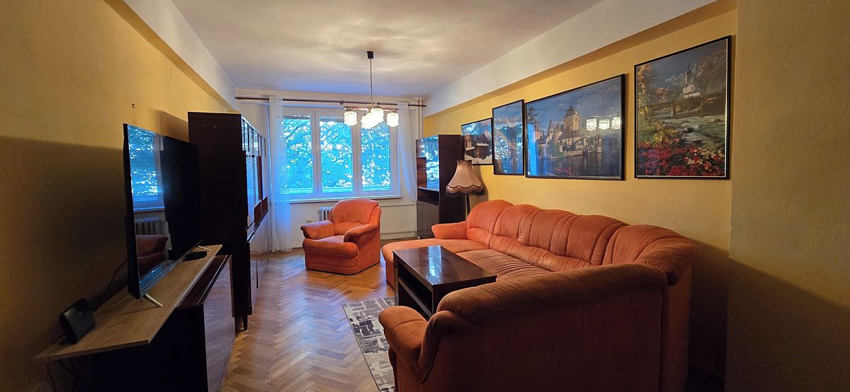 Pronájem bytu 4+kk 93 m² – fotografie 3