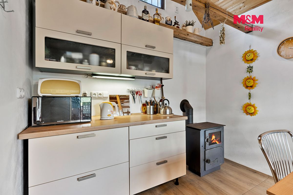 Prodej chaty 16 m², pozemek 431 m² – fotografie 2