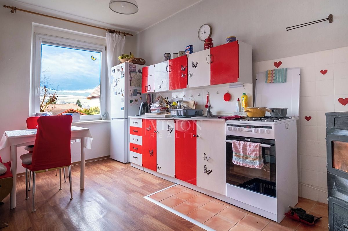Prodej rodinného domu 120 m², pozemek 680 m² – fotografie 4