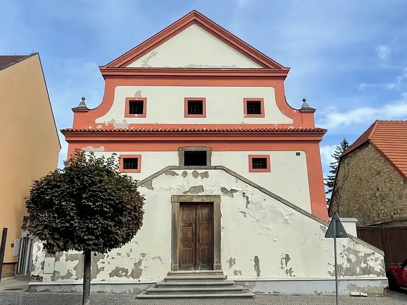 Prodej skladového prostoru 2163 m², Slaný – náhled fotky 1