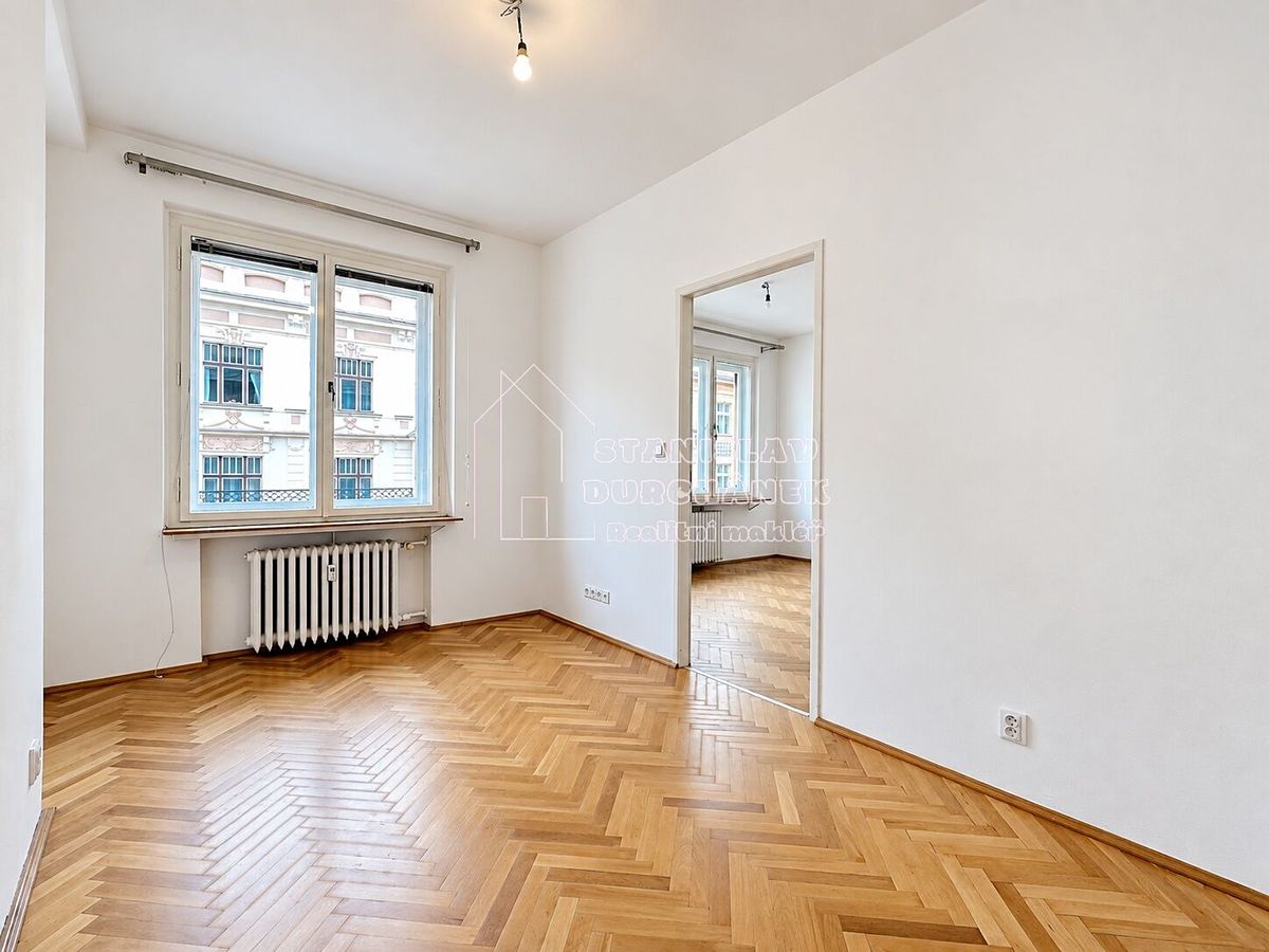 Pronájem bytu 2+kk 44 m² – fotografie 4