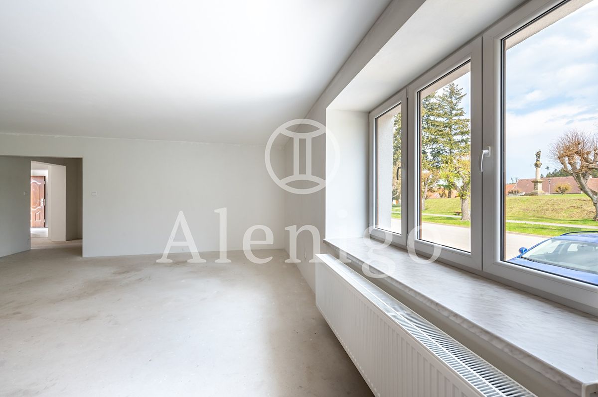 Prodej rodinného domu 144 m², pozemek 1694 m² – fotografie 4