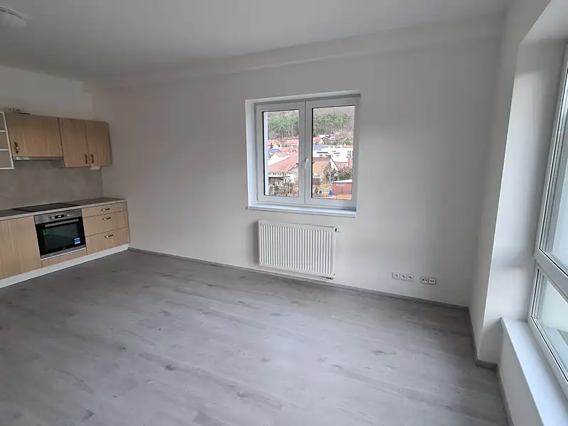 Pronájem bytu 3+kk 64 m², Kuřim – náhled fotky 2