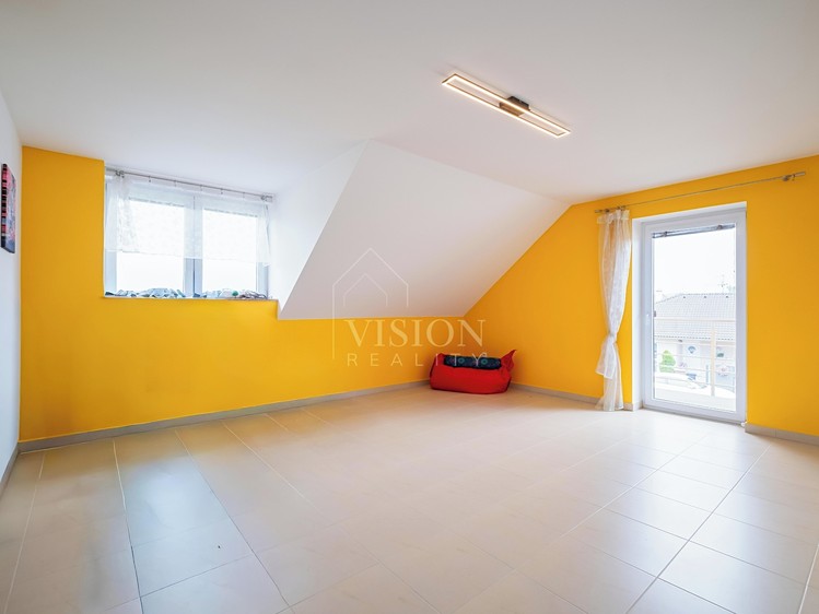 Будинок на продаж, 242 м² (23 з 42)