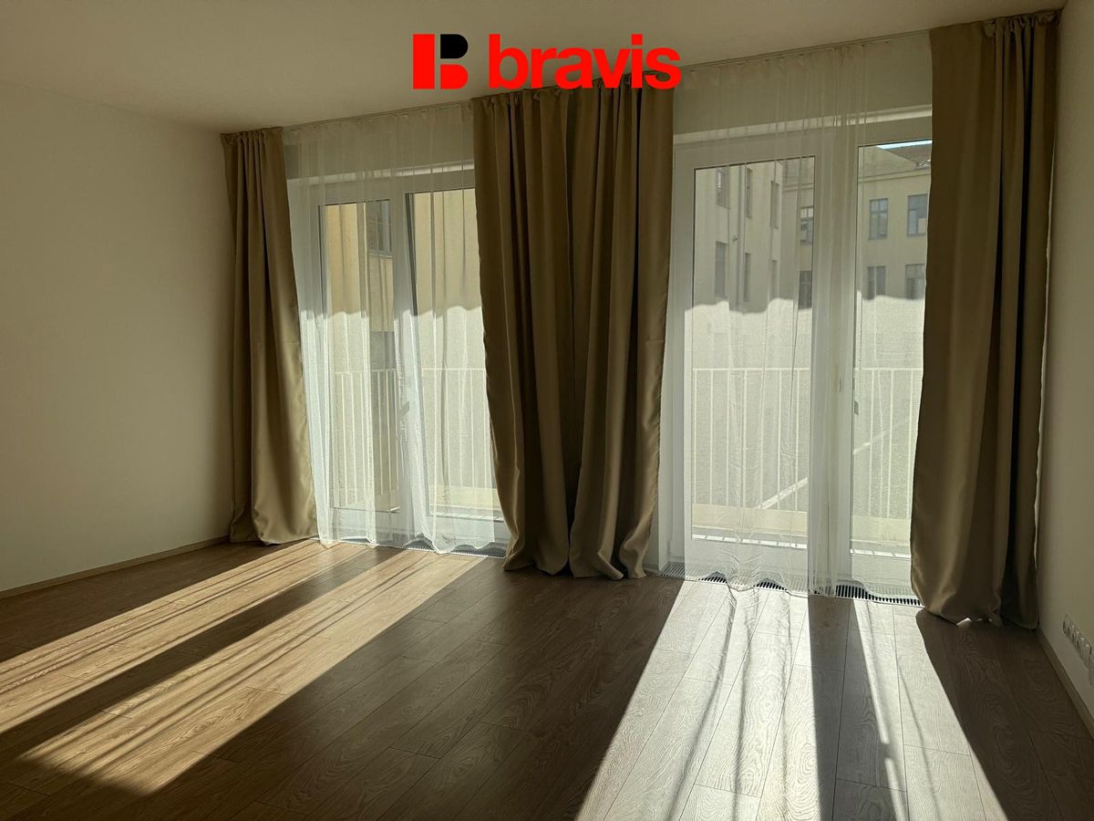 Pronájem bytu 2+kk 47 m² – fotografie 5