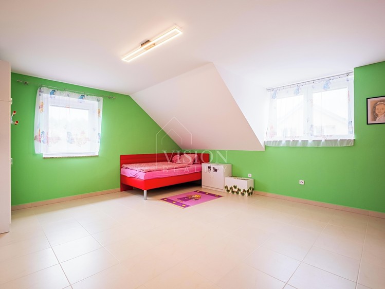 Будинок на продаж, 242 м² (27 з 42)