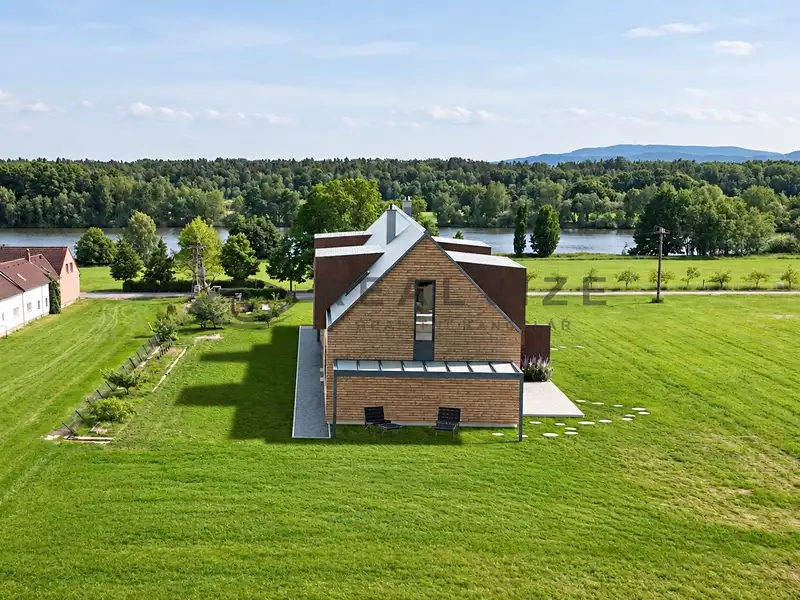 Prodej stavebního pozemku 1435 m², Pištín – náhled fotky 3