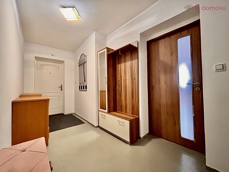 Квартира 4+kk на продаж, 128 м² (42 з 52)