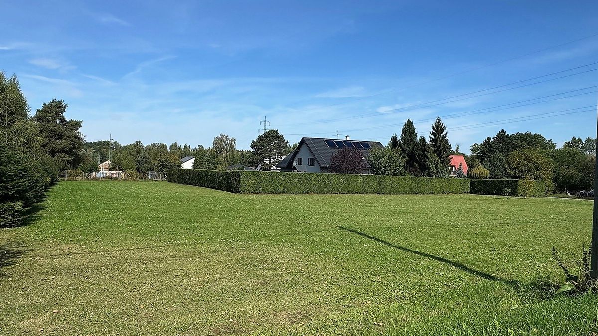 Prodej stavebního pozemku 1129 m² – fotografie 3