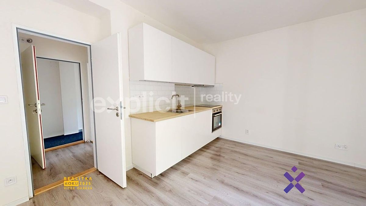 Pronájem bytu 2+kk 45 m² – fotografie 4
