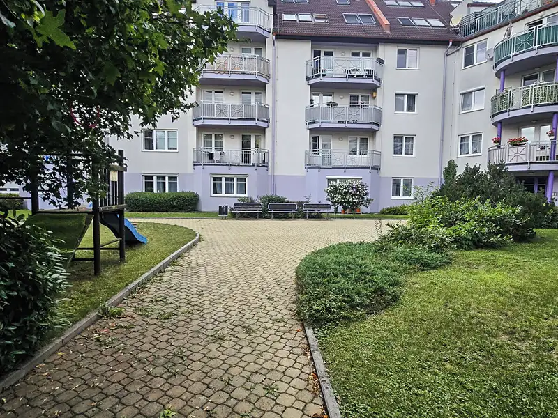 Prodej bytu 2+kk 66 m², Praha – náhled fotky 1