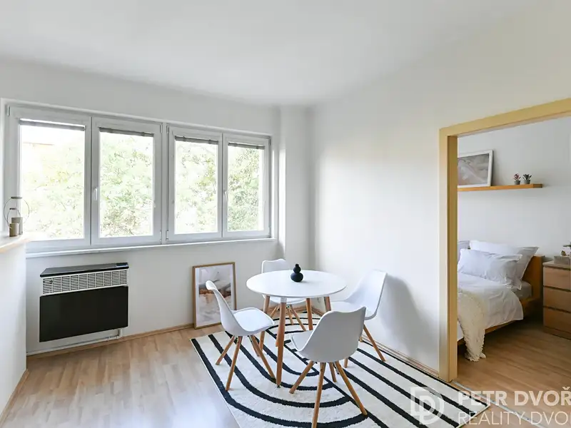 Prodej bytu 2+kk 40 m², Praha – náhled fotky 1