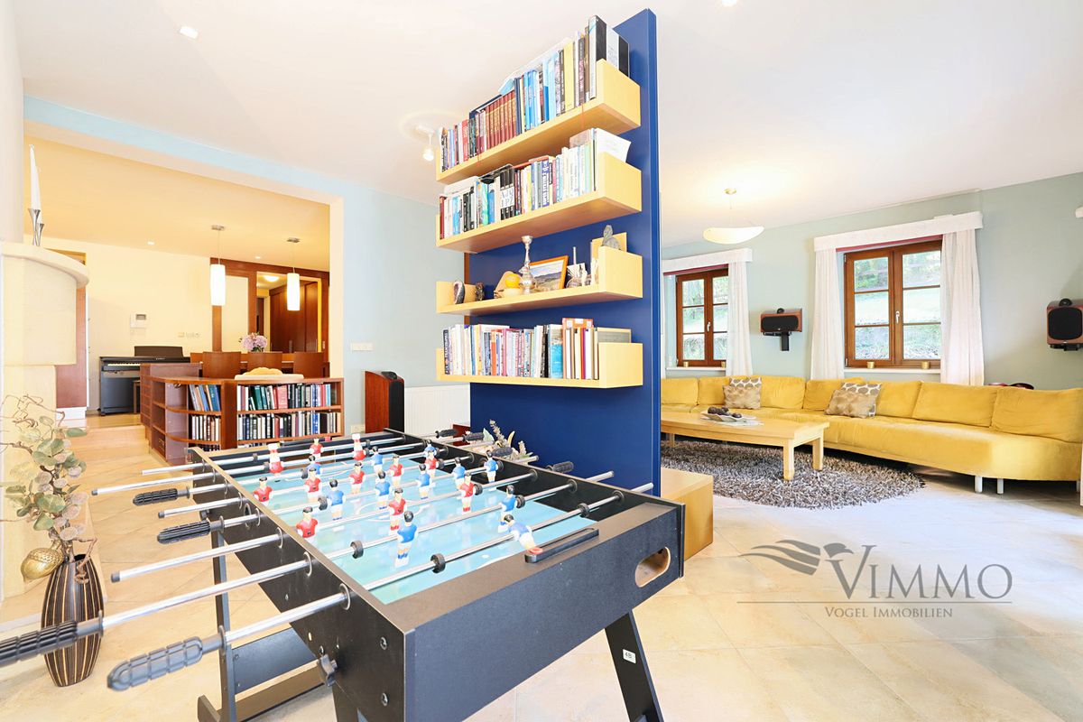 Prodej vily 298 m², pozemek 3259 m² – fotografie 5