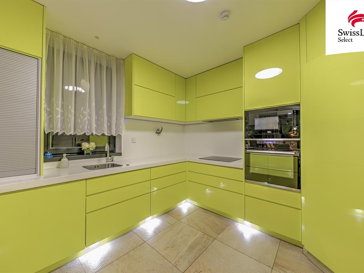 Комерційне приміщення на продаж, 298 м² (4 з 24)