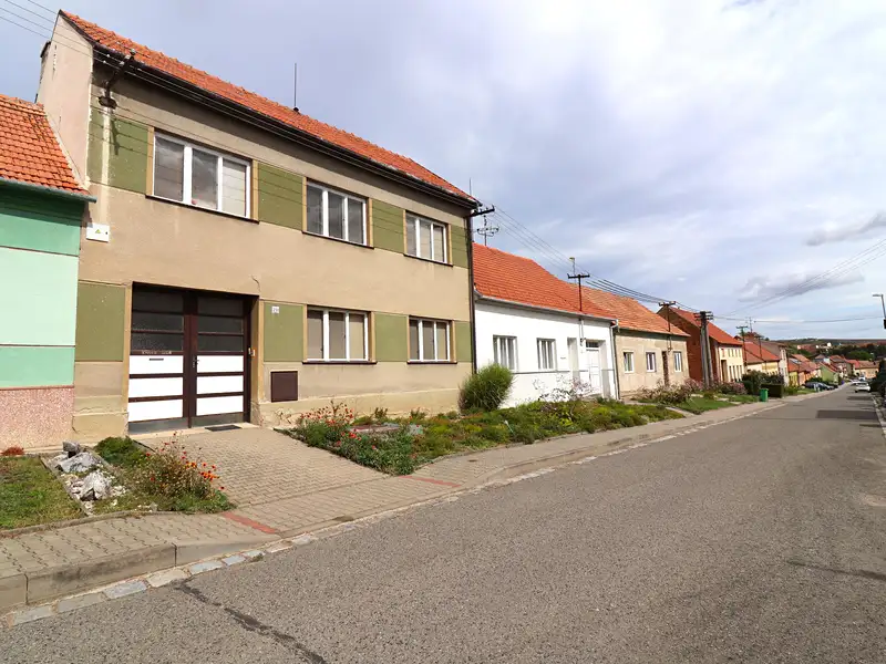 Prodej rodinného domu 150 m², pozemek 896 m², Letonice – náhled fotky 2