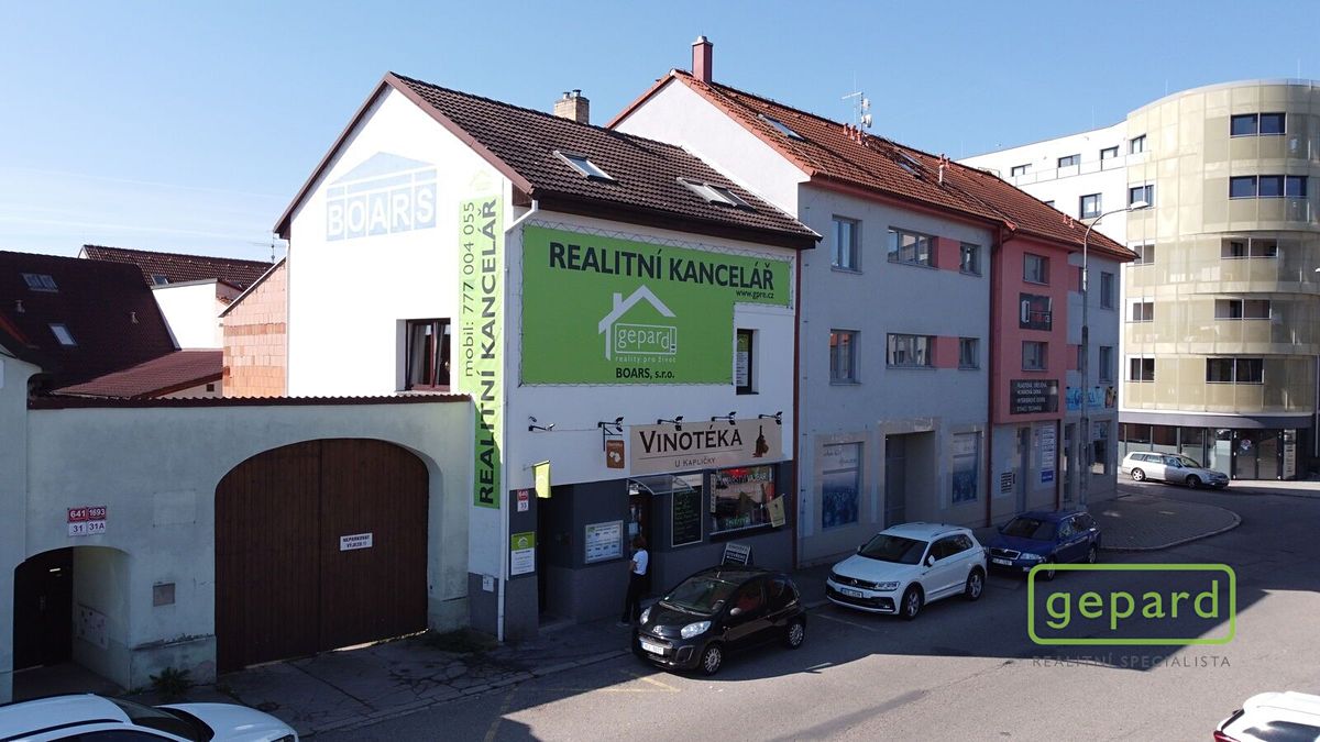 Prodej rodinného domu 208 m², pozemek 103 m² – fotografie 2