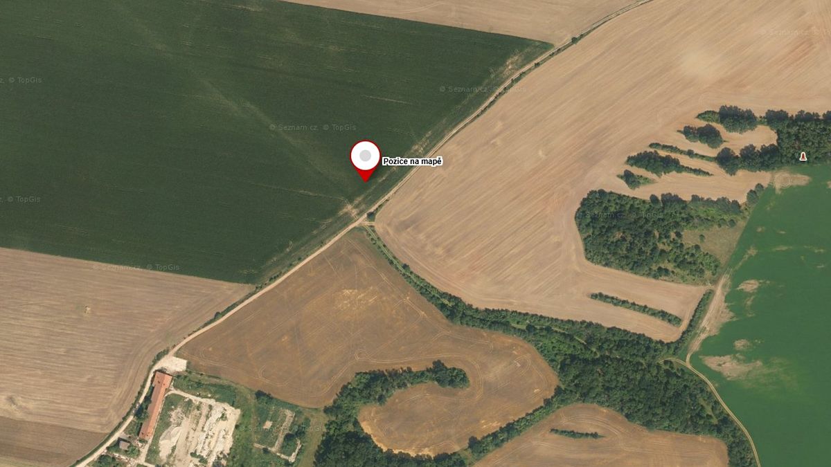 Prodej pole 899 m² – fotografie 3
