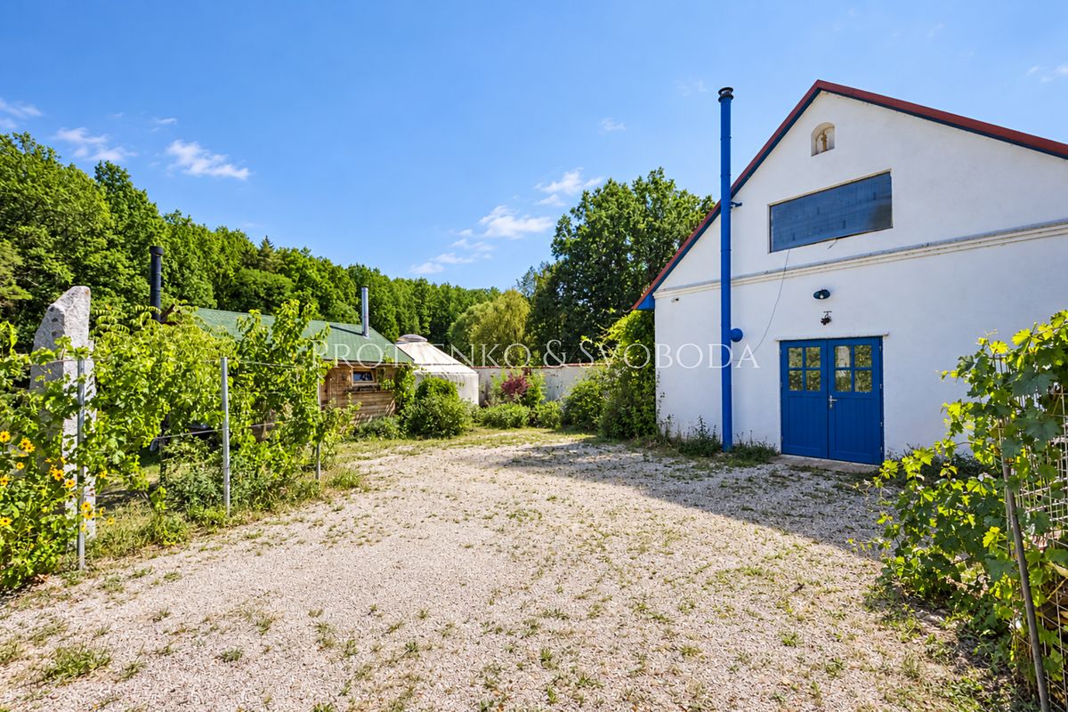 Prodej ubytovacího zařízení 300 m² – fotografie 3