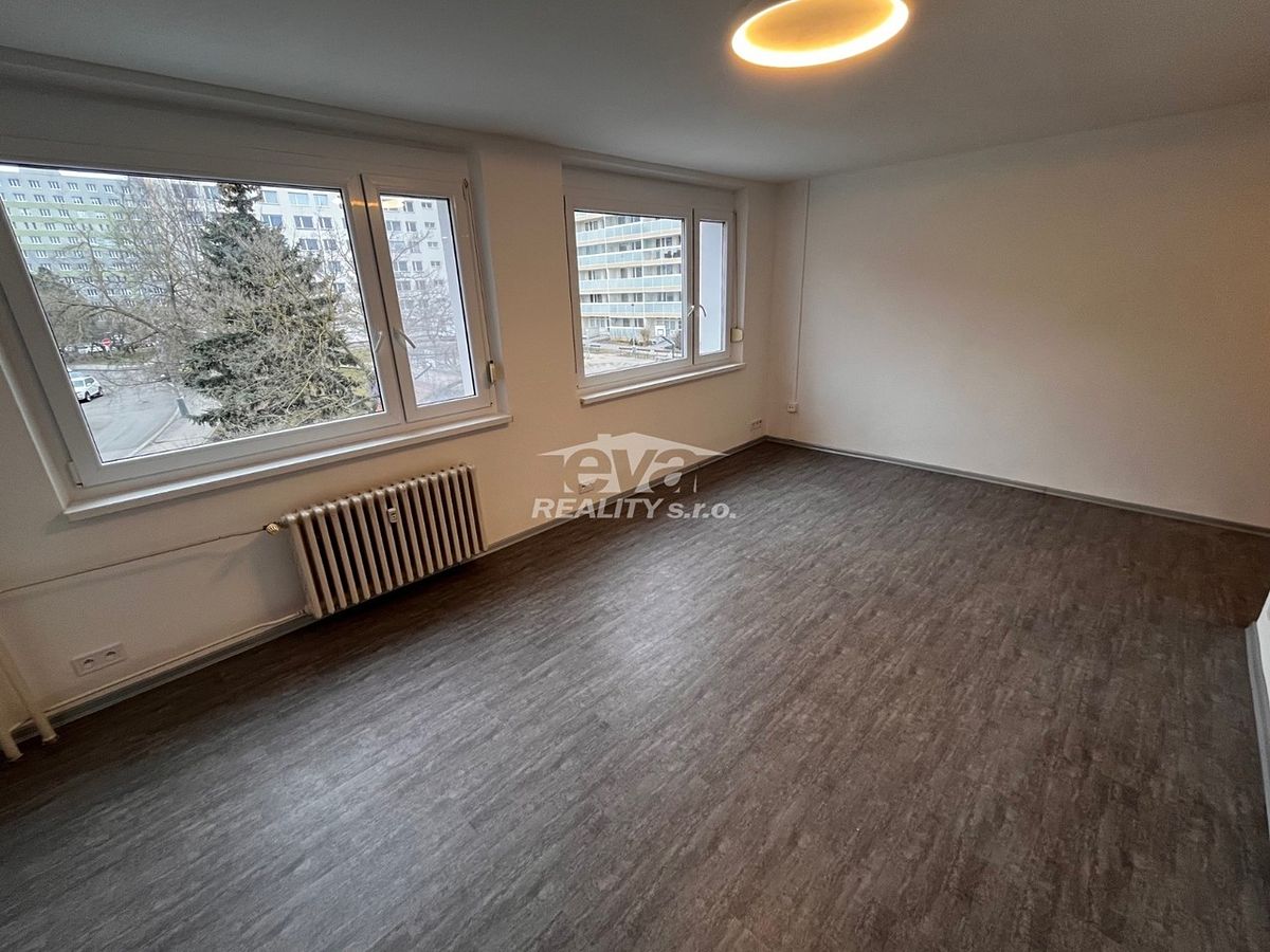 Pronájem bytu 1+kk 33 m²
