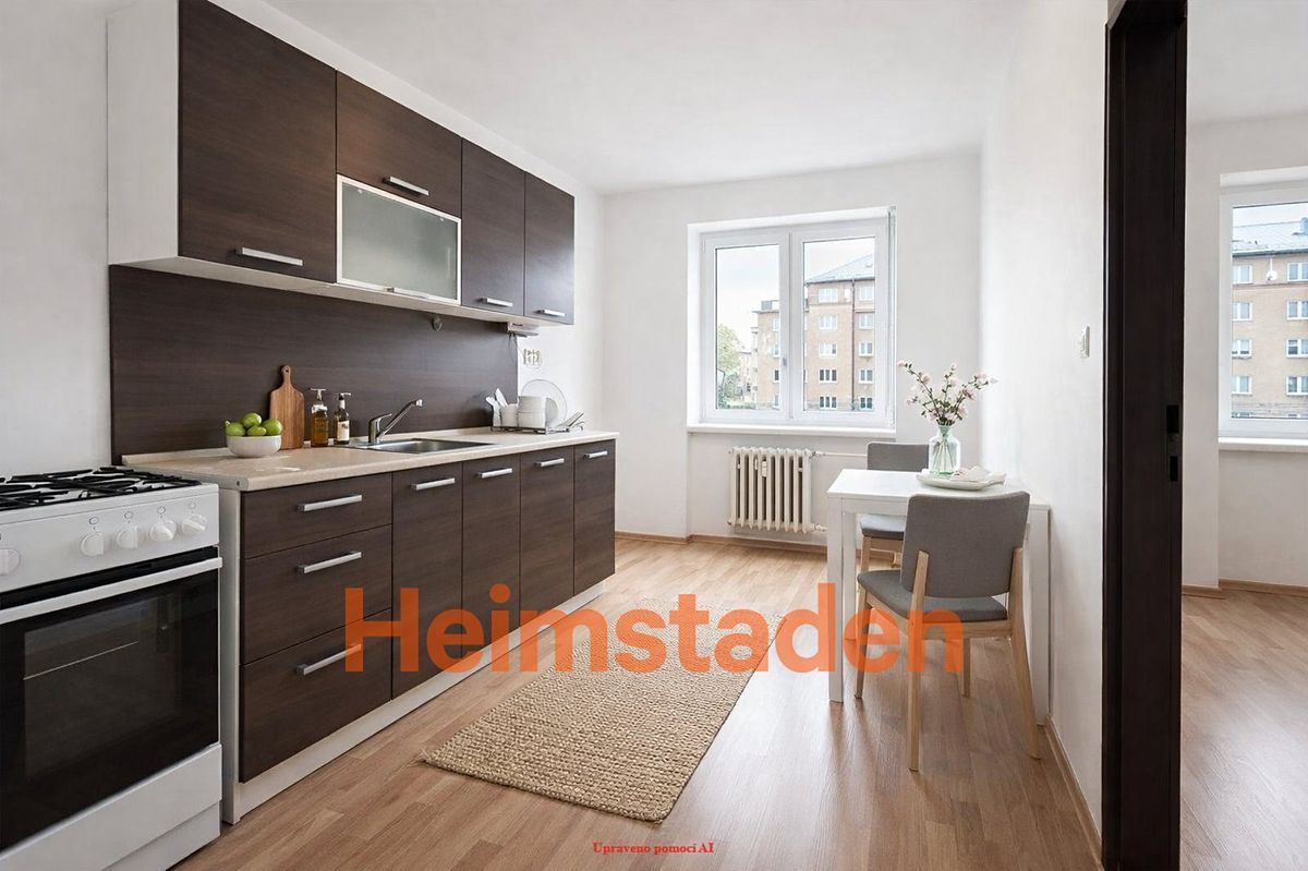 Pronájem bytu 2+1 61 m² – fotografie 3