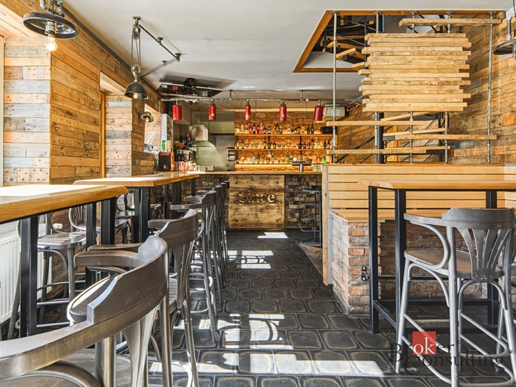 Prodej komerčního prostoru, 160 m² (6 z 17)
