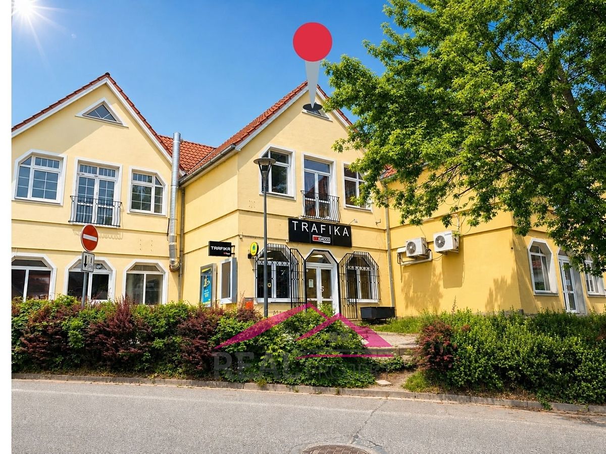 Prodej rodinného domu 183 m², pozemek 126 m² – fotografie 2