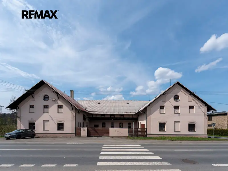 Prodej obchodního prostoru 1080 m², Jablůnka – náhled fotky 1
