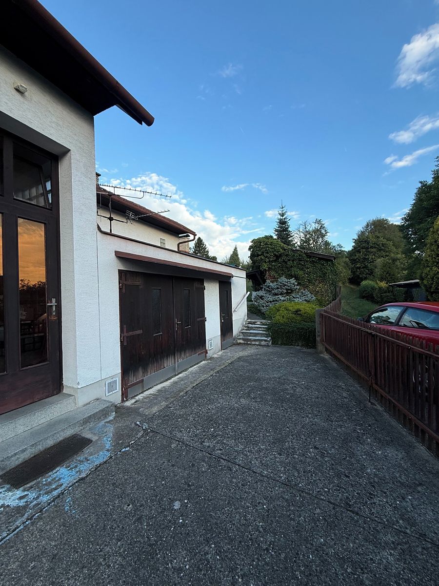 Prodej rodinného domu 177 m², pozemek 1676 m² – fotografie 3