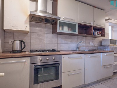 Prodej domu, 181 m² (2 z 28)