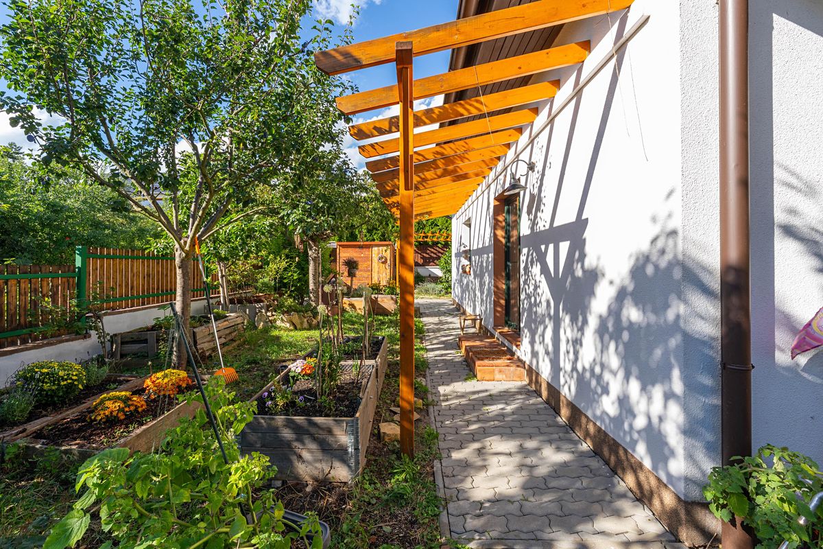 Prodej rodinného domu 153 m², pozemek 336 m² – fotografie 4