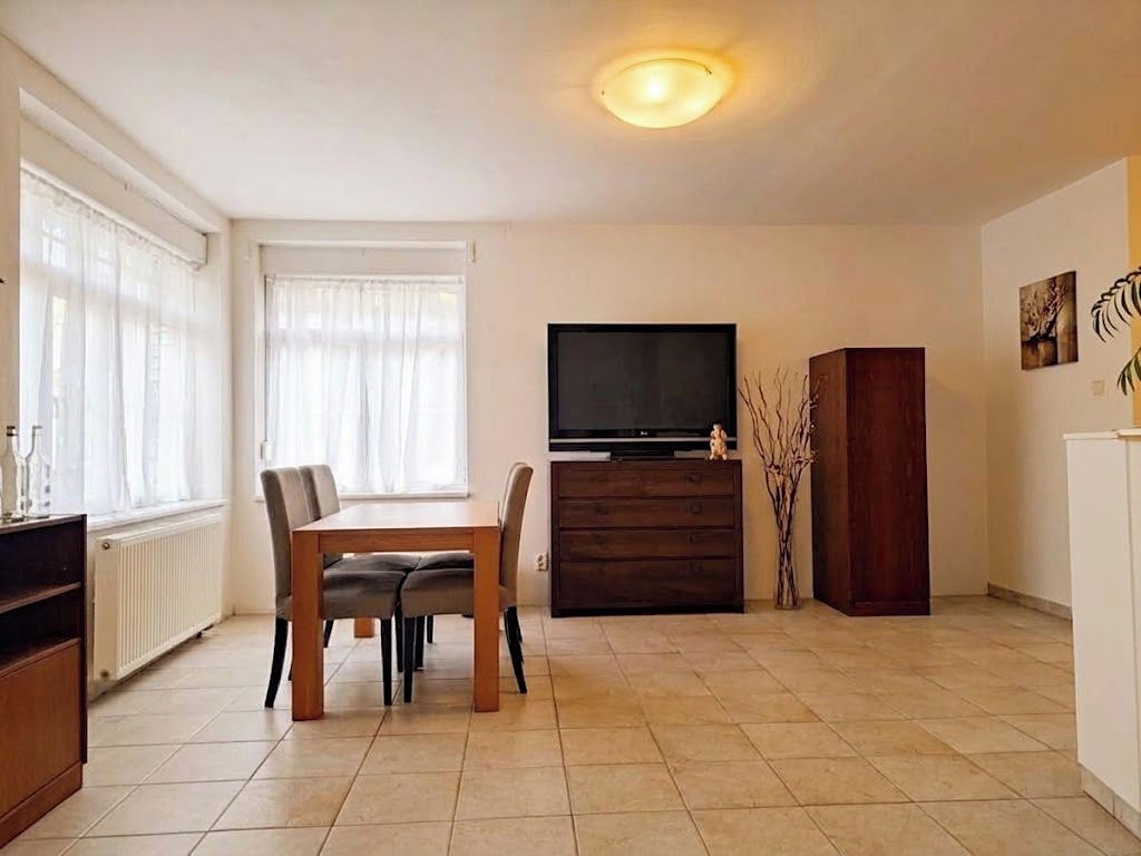 Pronájem bytu 2+kk 75 m² – fotografie 3