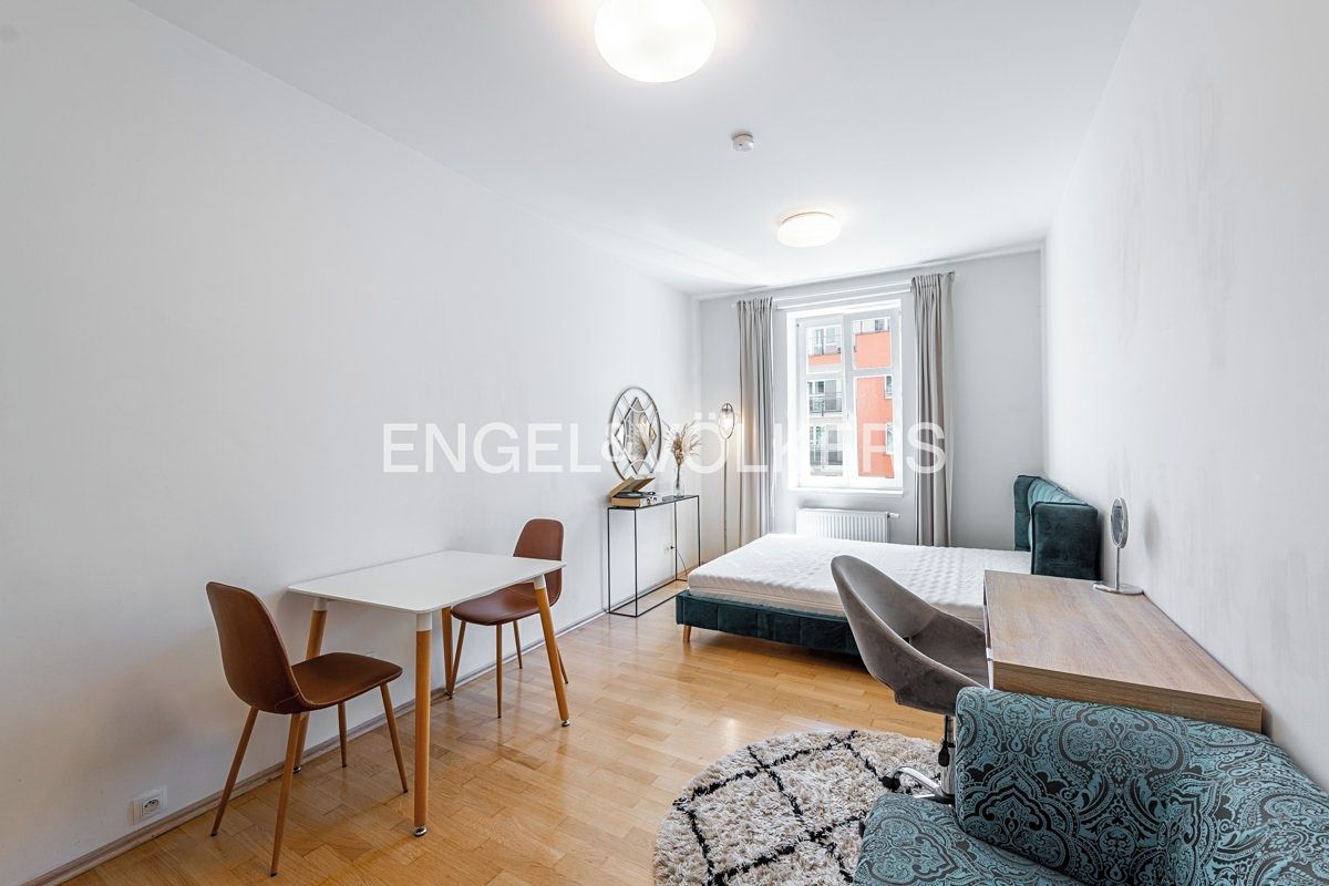 Pronájem bytu 1+kk 29 m² – fotografie 2