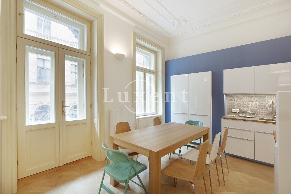 Pronájem bytu 3+kk 107 m² – fotografie 2