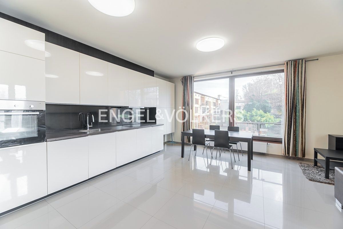Pronájem bytu 2+kk 79 m²