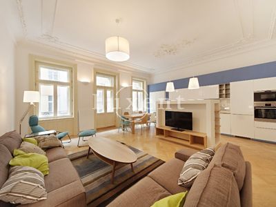 Pronájem bytu 3+kk 107 m²