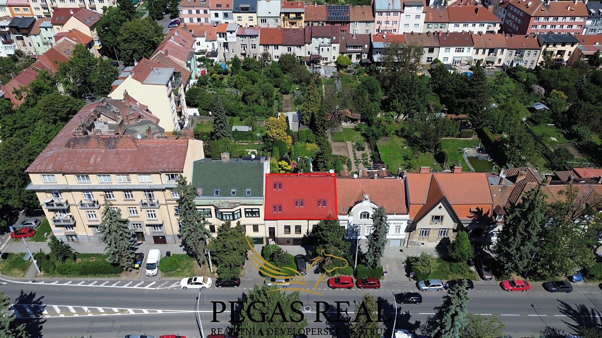 Pronájem bytu 3+kk 100 m² – fotografie 4