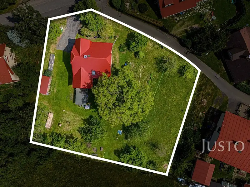 Prodej rodinného domu 180 m², pozemek 1758 m², Železný Brod – náhled fotky 2