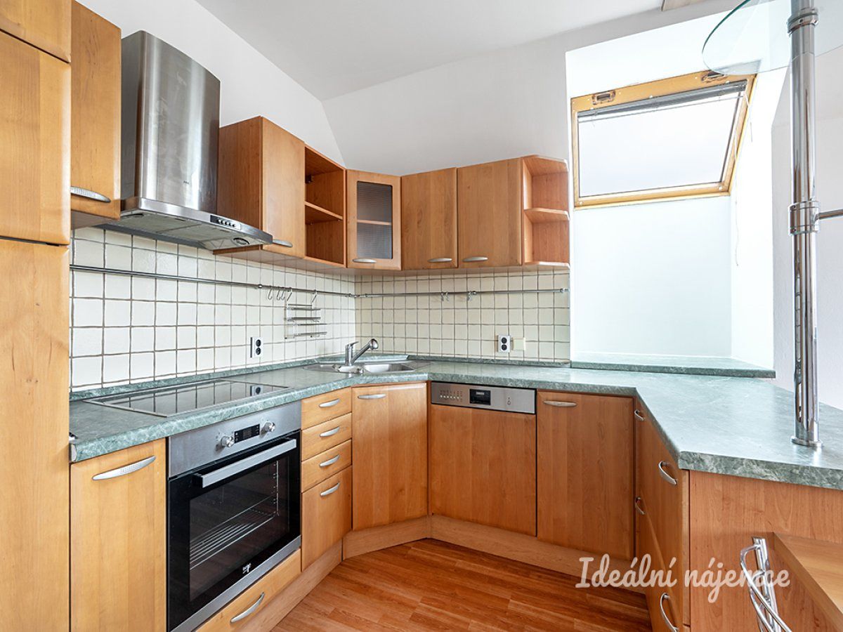 Pronájem bytu 2+kk 74 m² – fotografie 5