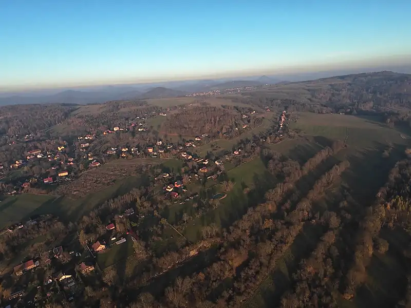 Prodej chalupy 105 m², pozemek 1950 m², Nový Oldřichov – náhled fotky 3