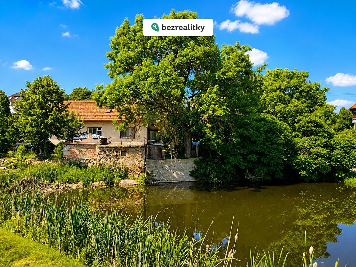 Prodej rodinného domu 94 m², pozemek 427 m² – fotografie 2