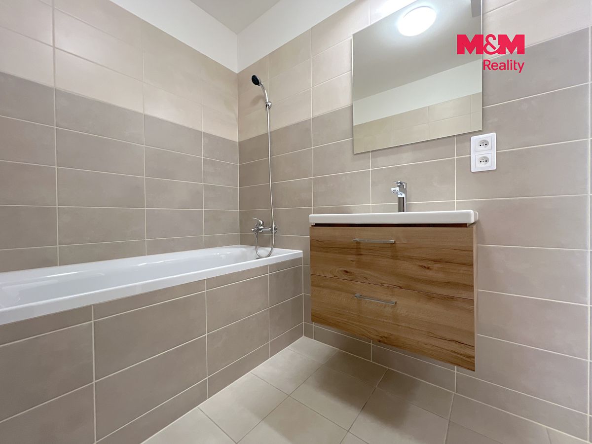 Pronájem bytu 2+kk 50 m² – fotografie 5