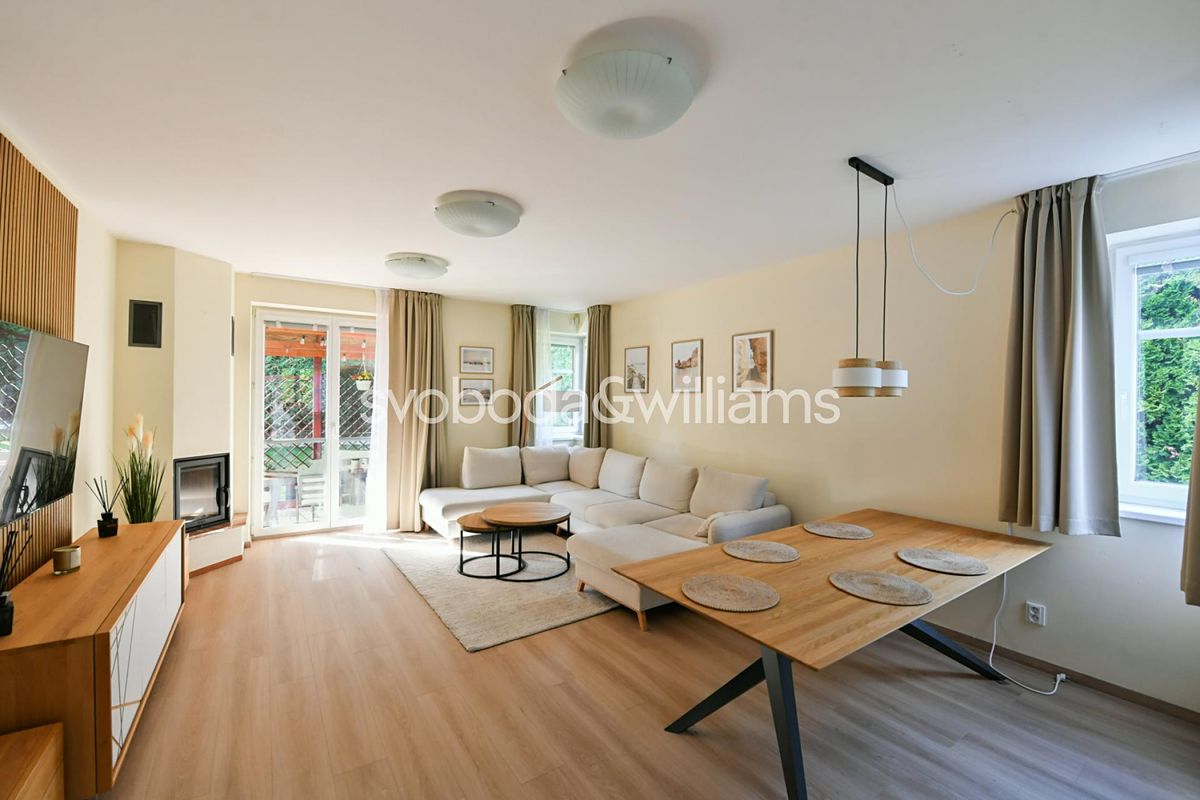 Prodej rodinného domu 178 m², pozemek 686 m² – fotografie 3